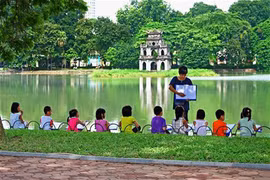 Trưng bày 100 bức ảnh về Thủ đô