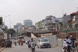 Tạm dừng xây dựng 3 cầu vượt tại Hà Nội