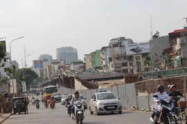 Tạm dừng xây dựng 3 cầu vượt tại Hà Nội