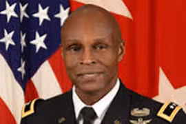 Tướng Mỹ bị sa thải vì dùng tiền công để xem thoát y