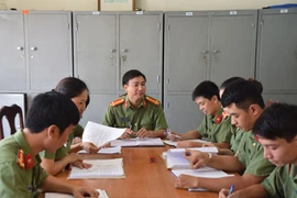 Đằng sau những chiến công