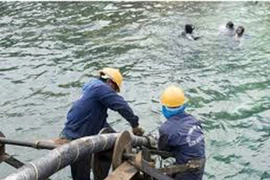 Internet chậm do cáp quang biển AAG lại gặp sự cố