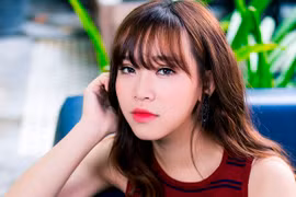 "Bản sao Mỹ Tâm" - Bảo Uyên ra mắt album đầu tay 