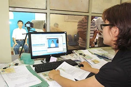 Từ tháng 12-2014, chỉ mất 2 giờ để đổi GPLX