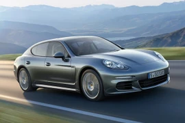 Porsche thừa nhận lỗi thiết kế của dòng xe Panamera đời đầu