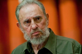 Lãnh tụ Fidel Castro qua đời ở tuổi 90
