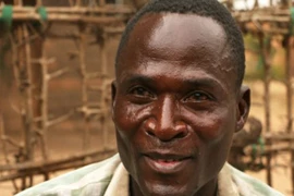 Người đàn ông nhiễm HIV ngủ với 104 bé gái đã bị bắt