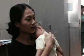 Kỳ lạ cháu bé 1 tuổi mắc bệnh khóc như tiếng mèo kêu