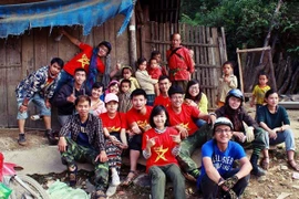 Chuyện chưa từng kể về những người “cứu hộ” chuyến xe định mệnh