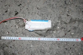 Bắt giữ gã con rể quấn mìn tự chế quanh người định giết cả nhà vợ