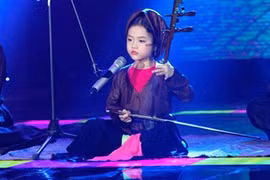 Tú Thanh lập kỷ lục Guiness Việt Nam