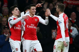 Đêm nay, Champions League trở lại