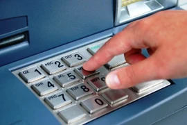 Trẻ từ 6 tuổi trở lên được sử dụng thẻ ATM