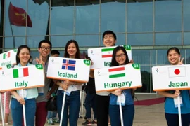 Hào hứng với màn chào hỏi Olympic Sinh học