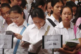 Thi THPT quốc gia: Cụm thi Hà Nội giảm mạnh bài điểm liệt
