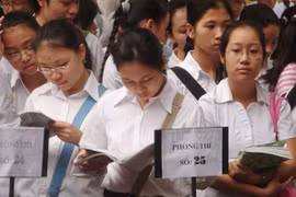 Thi THPT quốc gia: Cụm thi Hà Nội giảm mạnh bài điểm liệt