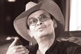 Nhạc sĩ Thanh Tùng và cuộc dạo chơi "Một mình" đong đầy yêu thương