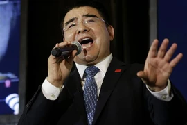 Tỷ phú Trung Quốc bị mắng là kẻ lừa đảo giữa đất Mỹ