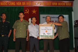 Nghĩa tình sẻ chia của Báo ANTĐ với người dân Quảng Ngãi