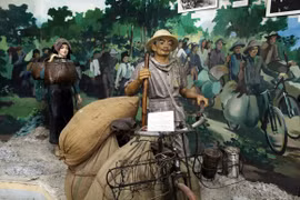 30 năm khúc hát “Chiếc xe thồ Điện Biên”