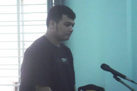 Tên cướp giật túi xách của người mẫu Mâu Thị Thanh Thủy lĩnh án