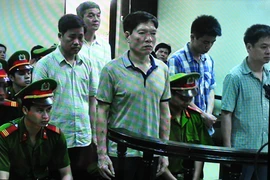 Ông Dương Tự Trọng được giảm 2 năm tù