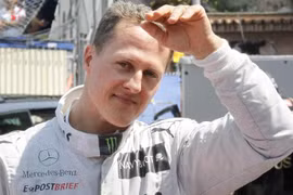 Nóng: Michael Schumacher bừng tỉnh sau 6 tháng hôn mê