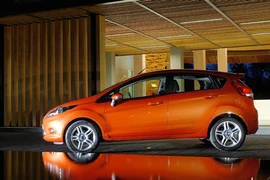 Ford Việt Nam bán gần 1.000 xe trong tháng 5