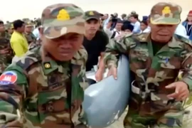 Campuchia: Trực thăng quân sự rơi, 6 người thương vong