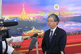 Hội nghị Ngoại trưởng ASEAN ra tuyên bố riêng về biển Đông