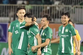 Công Phượng chọc thủng lưới đội bóng cũ HAGL, Bình Phước vẫn bị loại