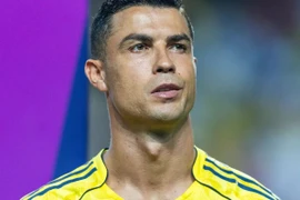 Ronaldo làm điều chưa từng thấy trong lịch sử bóng đá
