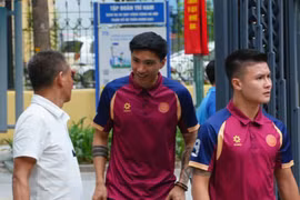 Đoàn Văn Hậu trở lại, cùng CLB Công an Hà Nội có hoạt động ý nghĩa