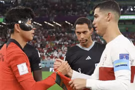 Vượt qua Ronaldo, Son Heung-min giành giải thưởng châu Á danh giá