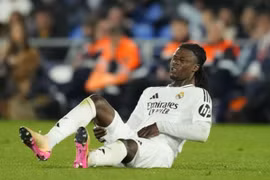 Real Madrid khốn đốn lực lượng trước đại chiến bán kết với PSG