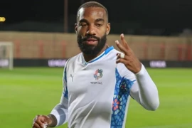 Một CLB châu Á phải trả tiền để CĐV phủ kín khán đài