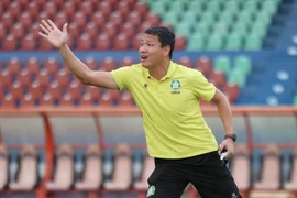 Vì sao thầy của Công Phượng chia tay CLB chủ quản?