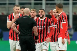 AC Milan gục ngã cay đắng ở Champions League