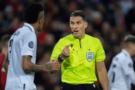 Trọng tài chung kết C1 như 'thần tài' của Inter Milan