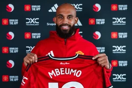 Chi 71 triệu bảng, MU chính thức sở hữu tiền đạo 'khủng'