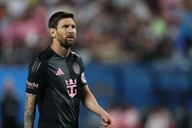 Messi đá hỏng 11m, Inter Miami trả giá đắt