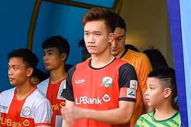 Đội bóng của Hoàng Đức, Đặng Văn Lâm giành vé lên V-League