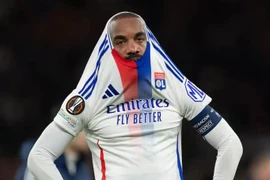 Lyon bị giáng xuống hạng: 'Cơn địa chấn' rung chuyển bóng đá Pháp