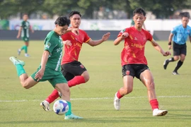 Đội bóng của Công Phượng có thể phải đổi sân đá play-off với Đà Nẵng