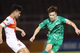 Đội bóng của Hoàng Đức lập kỷ lục toàn thắng