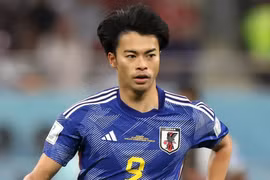 Tiền đạo Nhật Bản có thể làm đồng đội Ronaldo với giá kỷ lục