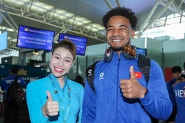 Tuyển Việt Nam hứng khởi sang Thái Lan đá chung kết lượt về