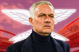 HLV Mourinho chính thức có bến đỗ mới