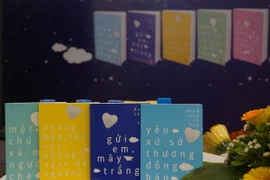 Ra mắt bộ sách "đứng về phía người trẻ"