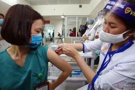 [Tin nhanh tối 5-6-2021] Quỹ vắc xin phòng Covid-19 nhận thêm gần 500 tỷ đồng